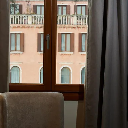 Apartment Palazzina Riva Venedig