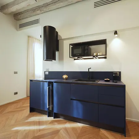 Palazzina Riva アパート