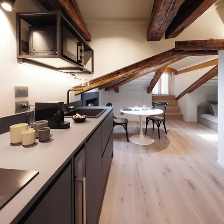 Palazzina Riva Апартаменты Венеция