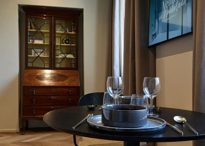 Palazzina Riva 아파트 *