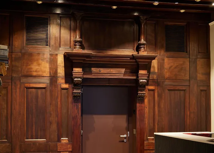 Palazzina Riva 아파트 *