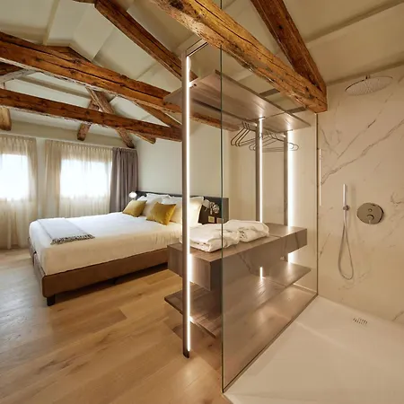 Palazzina Riva Apartment *