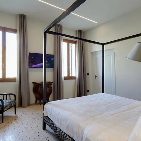 Palazzina Riva * Venice
