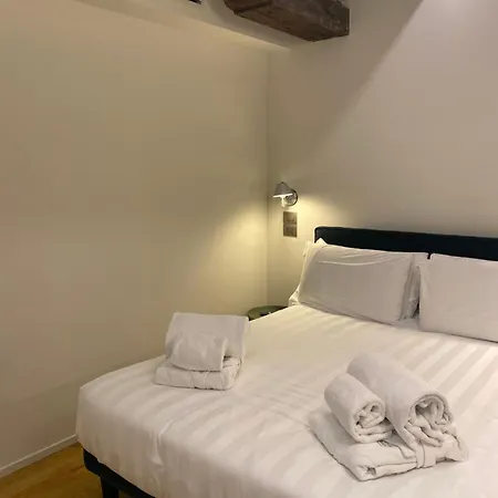 Palazzina Riva Apartment *